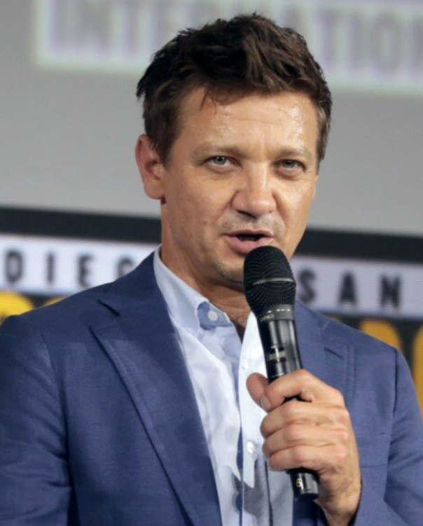 Герою сериала «Декстер» сменили имя