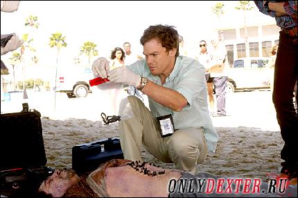 s06e01_onlydexter.ru_005 (500x331, 183 kБ...)